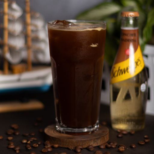 Espresso tonic